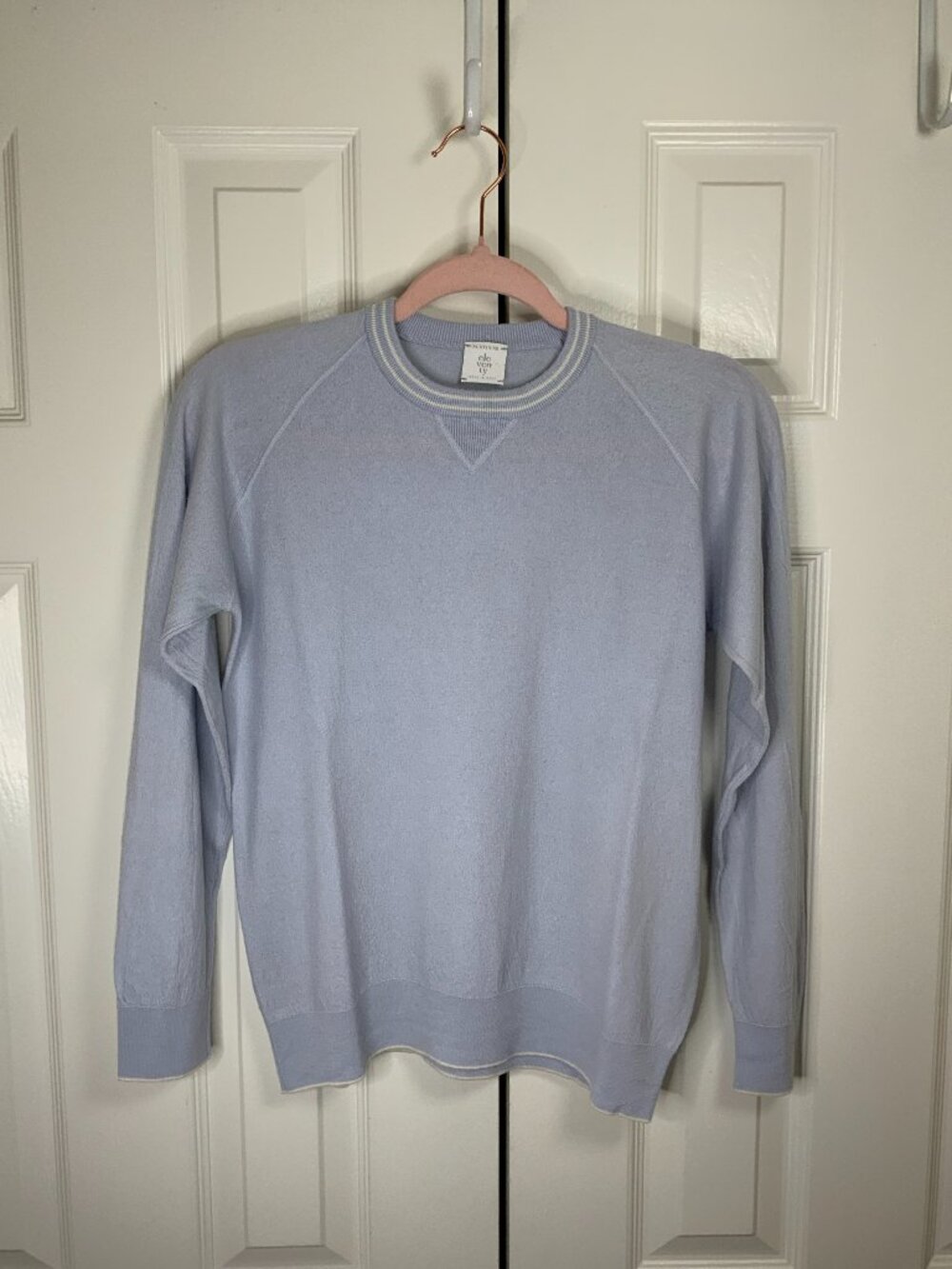 Eleventy Milano 100% Wool Baby Blue Lightweight Sweater Made in Italy Size Small